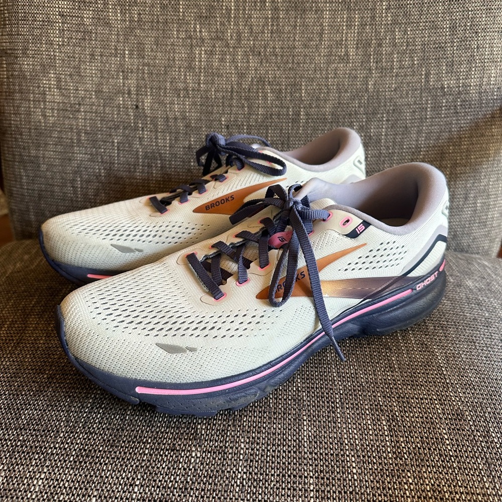 Brooks Ghost 15 Running Shoes in Spa Blue Neo Pink Copper Purple 10.5 Women's